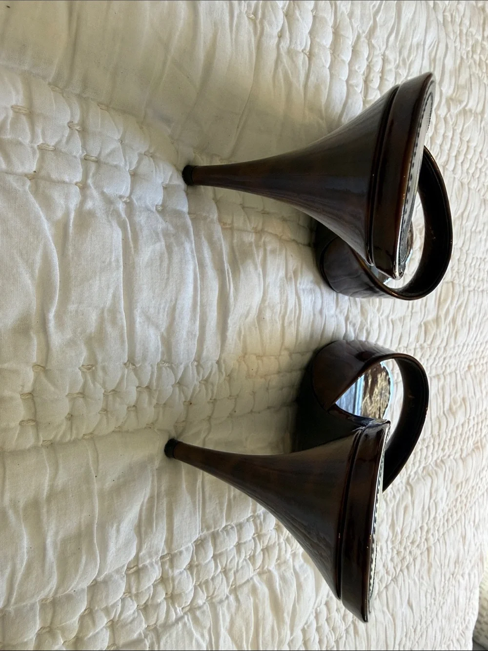 Saint Laurent Tortoise Brown Patent Open-Toe Slides - Picture 10 of 10